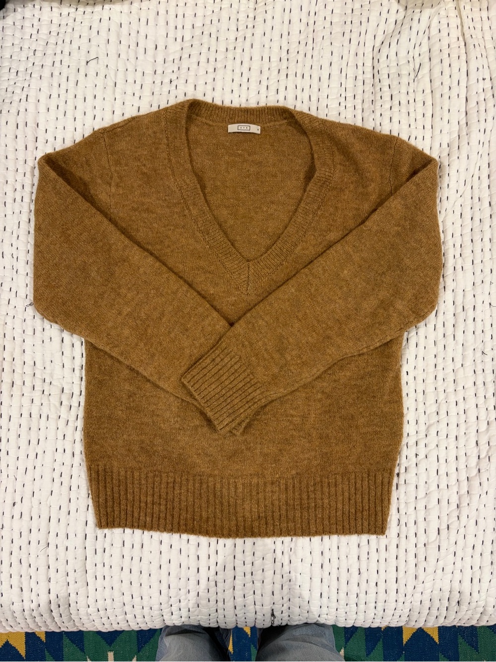 AYR V-Neck Women’s Sweater - Camel